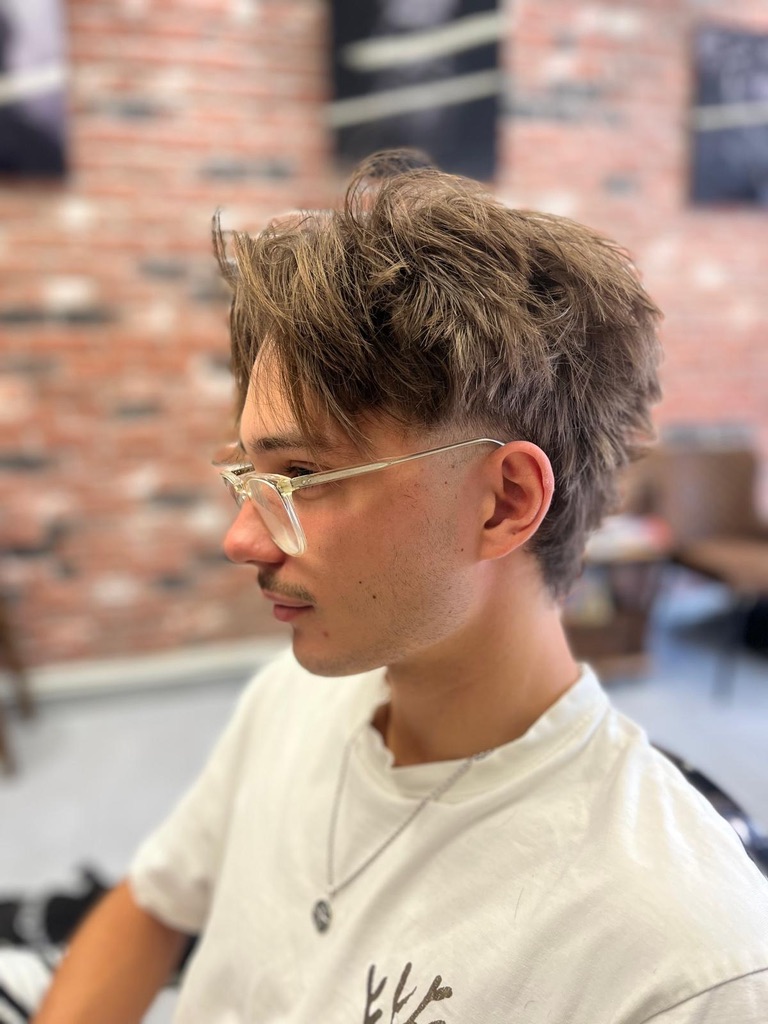 Quiff balayé