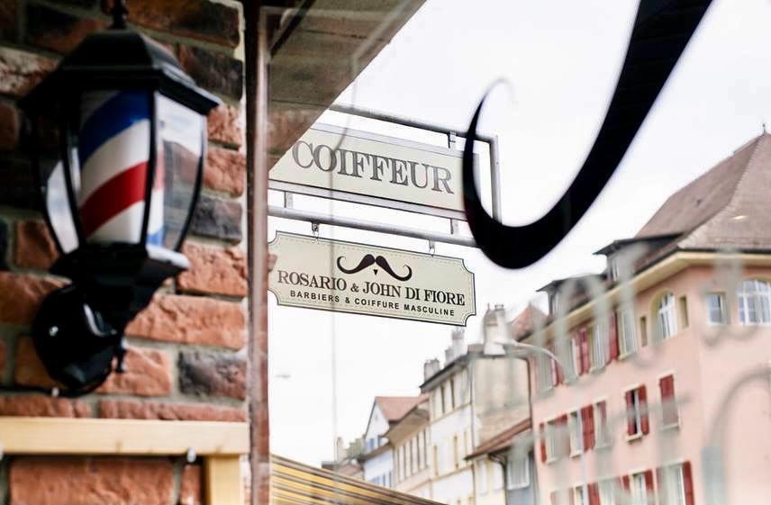 Devanture, style barbershop